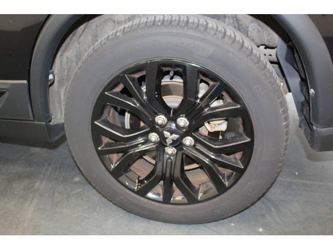 Mitsubishi Outlander 2.2 DI-D 150 4WD Intense Navi 7 places A noir de 2018