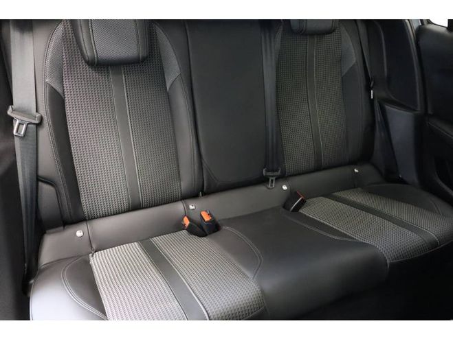 Peugeot 208 PureTech 100 S&S BVM6 GT gris de 2021