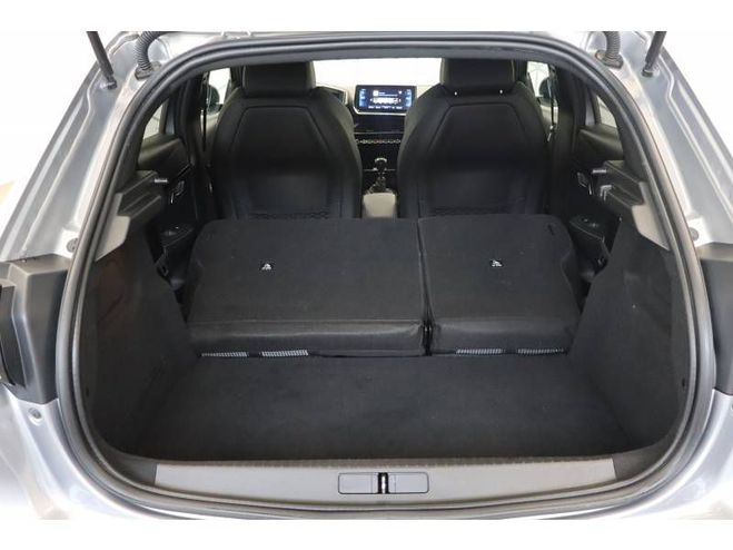 Peugeot 208 PureTech 100 S&S BVM6 GT gris de 2021