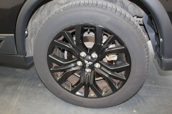 Mitsubishi Outlander Outlander 2.2 DI-D 150 4WD Intense Navi  Noir de 2018