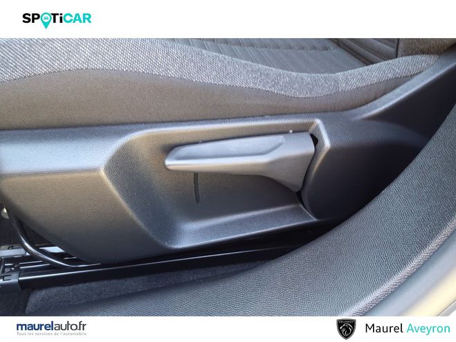 Peugeot 2008 2008 PureTech 100 S&S BVM6 Active 5p Grey de 2024