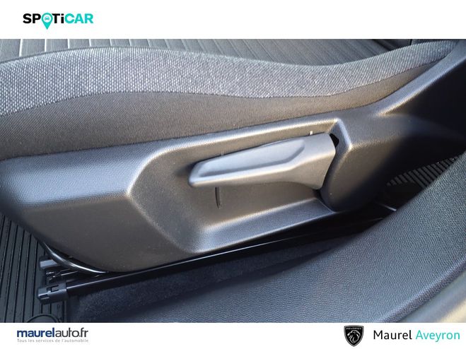 Peugeot 2008 2008 PureTech 100 S&S BVM6 Active 5p Grey de 2024