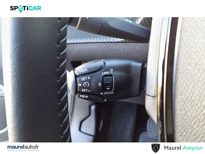 Peugeot 2008 2008 PureTech 100 S&S BVM6 Active 5p Grey de 2024