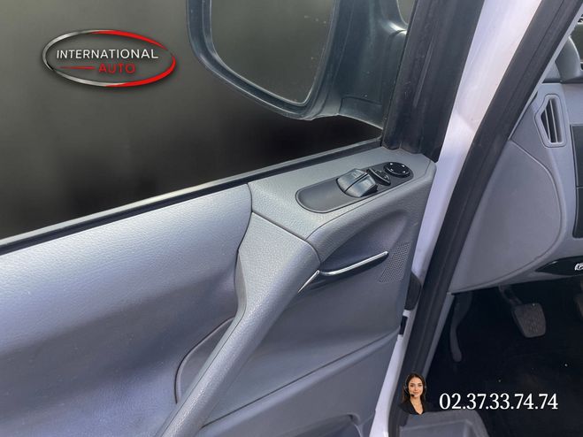 Mercedes Vito 109 CDI COMBI COMPACT BLANC  de 2009