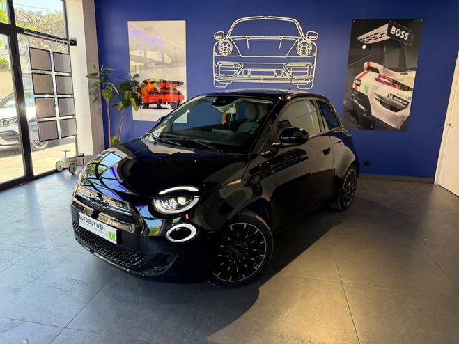Fiat 500 500e BERLINE e 118 ch Icone Plus Noir de 2021