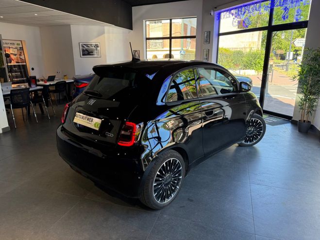Fiat 500 500e BERLINE e 118 ch Icone Plus Noir de 2021