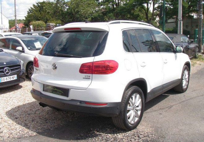 Volkswagen Tiguan (2) 2.0 TDI 110 BMUEMOTION TECHNOLOGY SP Blanc de 2014
