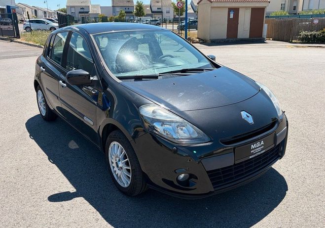 Renault Clio III 1.5 DCI EXPRESSION 75 CH Noir de 2011