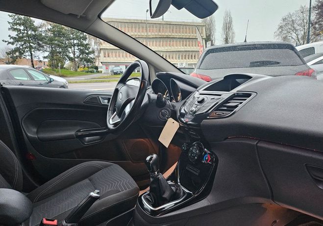 Ford Fiesta Phase 2 1.5 TDCi 75 cv Gris de 2014