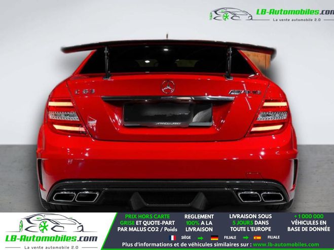 Mercedes Classe C 63 AMG A Rouge de 2012