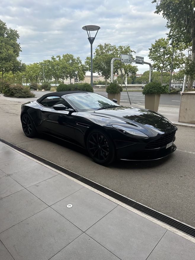 Aston martin DB11 volante  de 2022