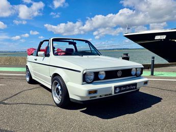  Voir d&eacute;tails -Volkswagen Golf Cabriolet 1.8 112CV &agrave; Honfleur (14)
