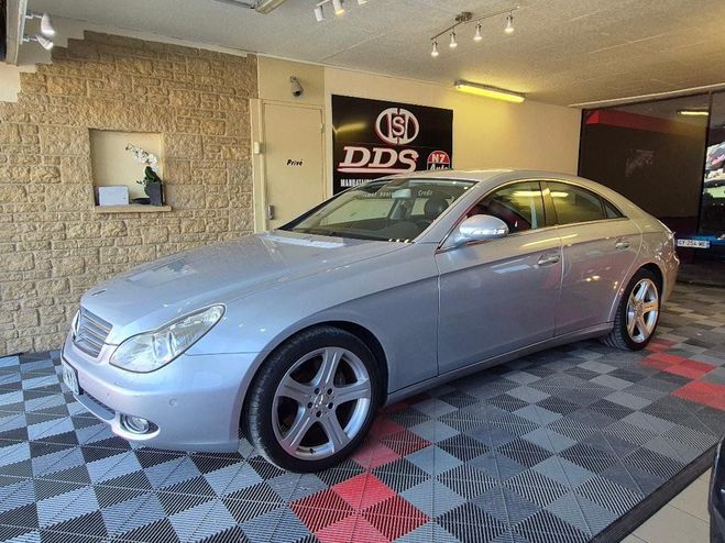 Mercedes 350 CLS V6 TRES BELLE A VOIR !! Gris Clair de 2004
