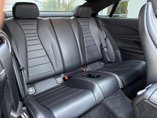Mercedes Classe E 220 D 194 CH AMG LINE 9G-TRONIC GRIS F de 2019