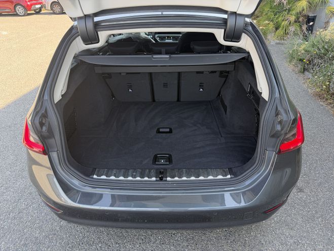 BMW Serie 3 (G21) 318DA 150 CH BUSINESS DESIGN GRIS C de 2022