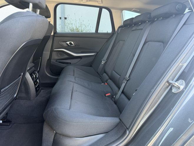 BMW Serie 3 (G21) 318DA 150 CH BUSINESS DESIGN GRIS C de 2022