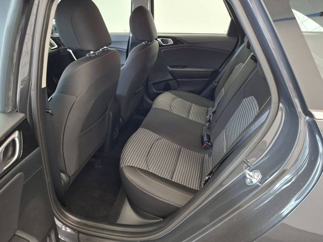 Kia Ceed SW 1.5 T-GDi 140 ch BVM6 Active gris de 2026