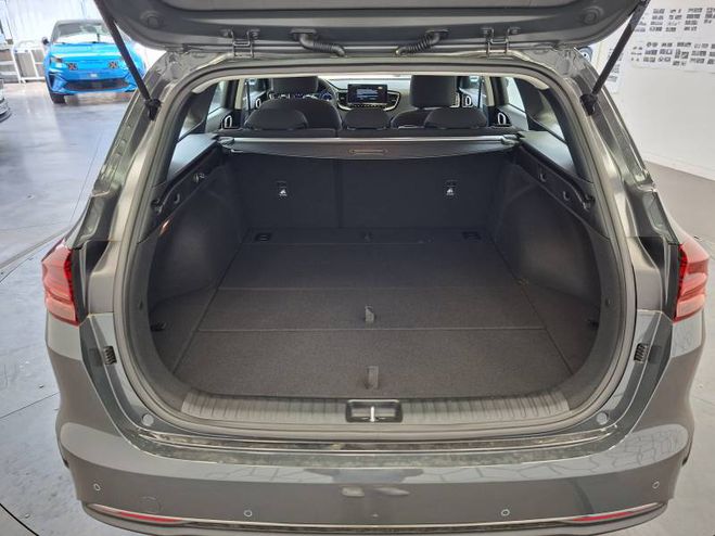 Kia Ceed SW 1.5 T-GDi 140 ch BVM6 Active gris de 2026