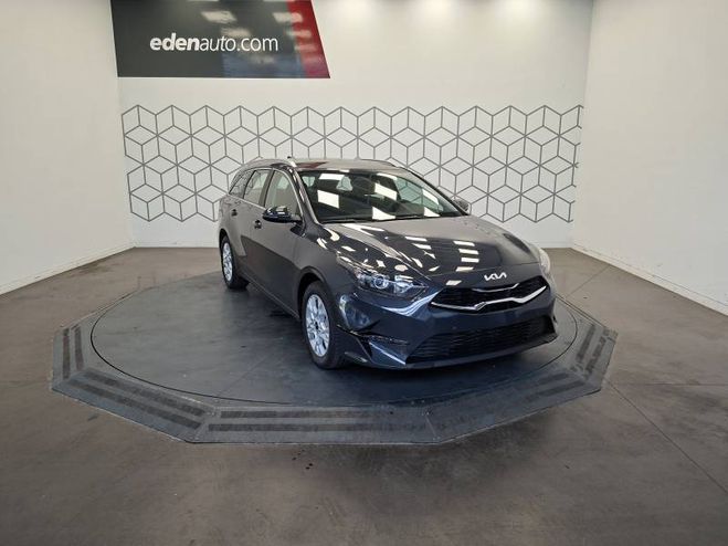 Kia Ceed SW 1.5 T-GDi 140 ch BVM6 Active gris de 2026
