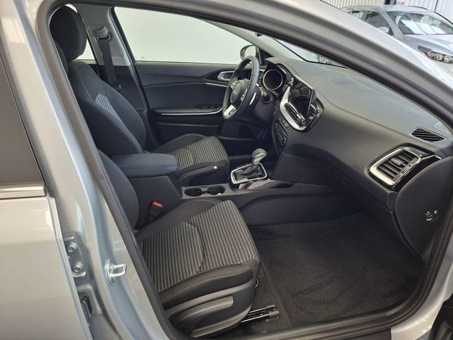 Kia Ceed SW 1.5 T-GDi 140 ch DCT7 Active gris de 2026