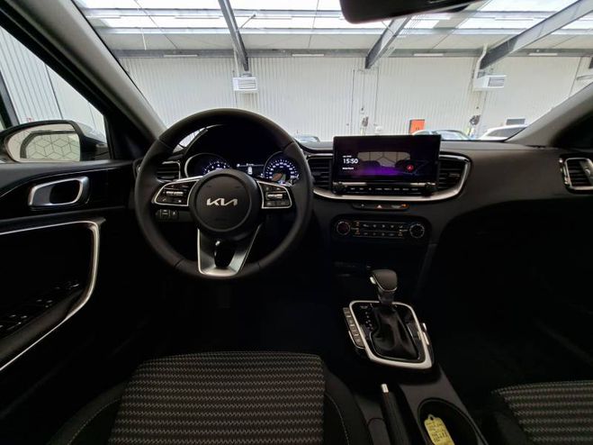 Kia Ceed SW 1.5 T-GDi 140 ch DCT7 Active gris de 2026