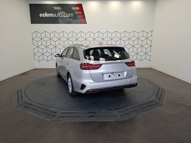 Kia Ceed SW 1.5 T-GDi 140 ch DCT7 Active gris de 2026