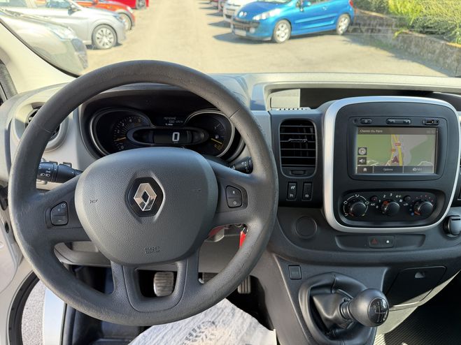 Renault Trafic L1 1.6 DCI 120CH ENERGY ZEN GRIS C de 2015