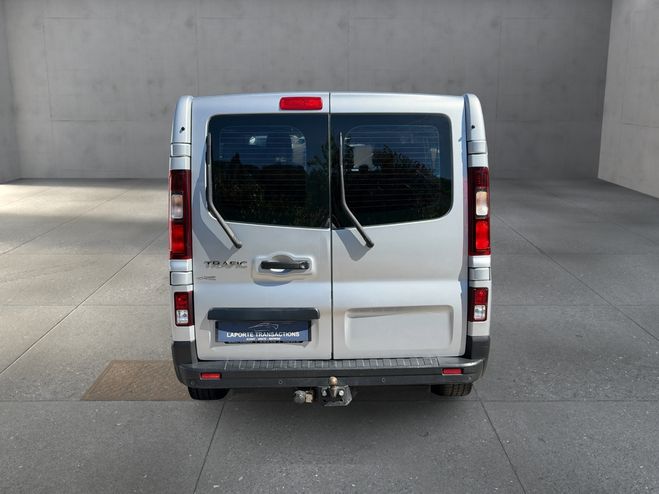 Renault Trafic L1 1.6 DCI 120CH ENERGY ZEN GRIS C de 2015