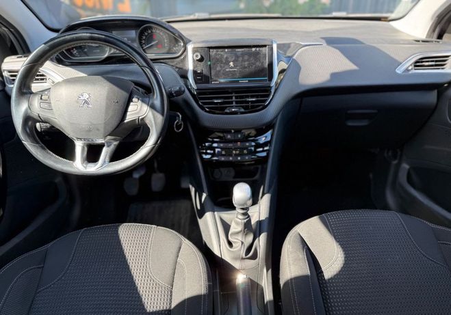 Peugeot 208 GENERATION-I 1.5 BLUEHDI 100ch CARPLAY D Noir de 2018