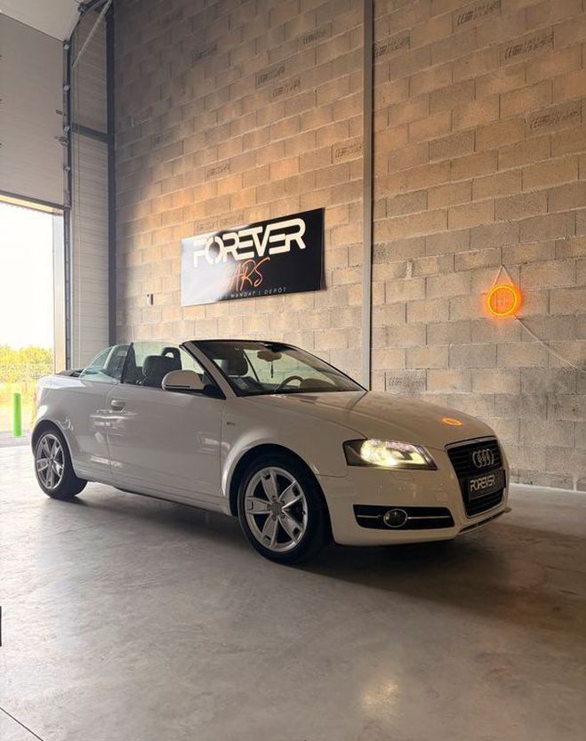 Audi A3 Cabriolet 1.6 TDI 105ch DPF Start-Stop A Blanc de 2010