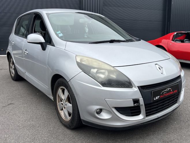 Renault Megane II (C84) 1.9 dCi 130ch FAP Impulsion GRIS de 2009