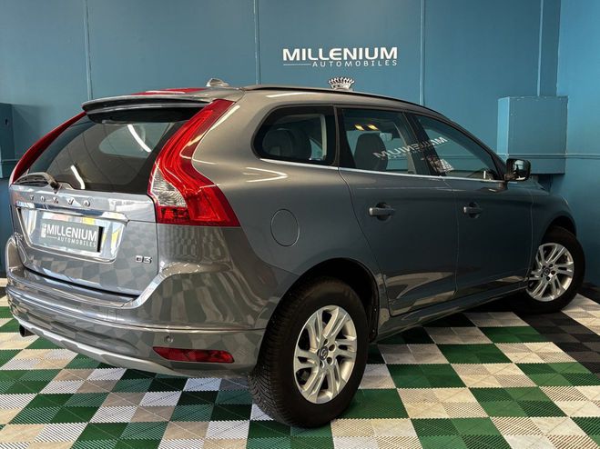 Volvo XC60 D3 150CH MOMENTUM GEARTRONIC Gris F de 2016