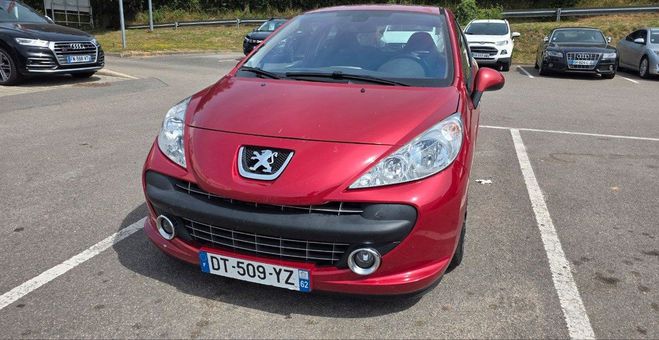 Peugeot 207 1.6hdi 109cv 178000kms Rouge de 2006