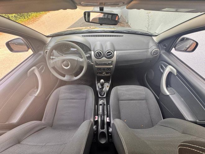 Dacia Sandero 1.5l dci 85ch /distribution neuf/revisio GRIS de 2010