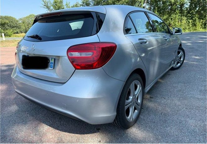Mercedes Classe A 180 122cv 1Ere Main -Francaise Gris de 2013