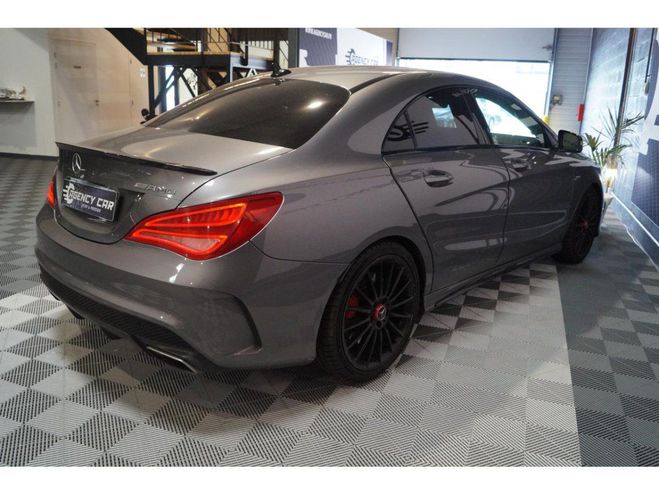Mercedes Classe CLA 45 - BV Speedshift DCT - BM 117 AMG Edit GRIS FONCE de 2013