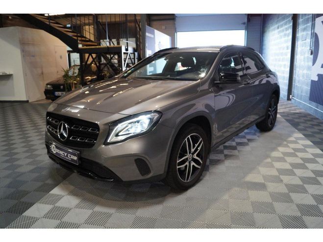 Mercedes Classe GLA 180 d - BV 7G-DCT - Intuition GRIS CLAIR de 2017