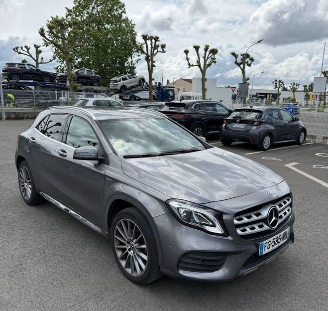 Mercedes Classe GLA Classe (X156) 200d 2.2d 136ch Starlight  Gris de 2019