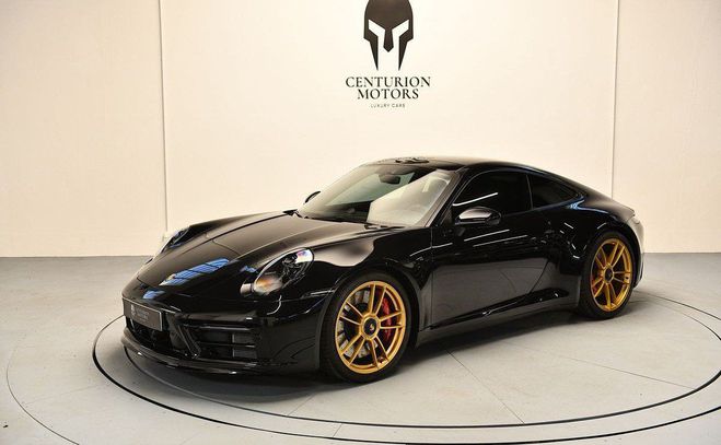 Porsche 911 992 carrera 4 gts Noir de 2024