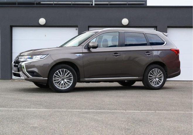 Mitsubishi Outlander Plug-in BASIS 2.4 4WD Gris de 2020