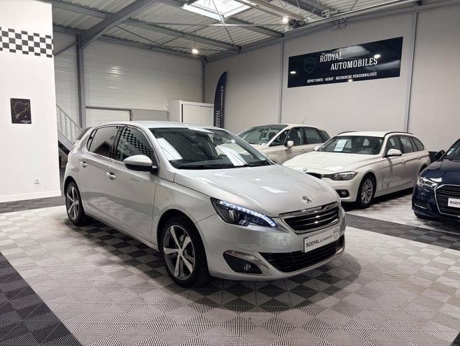 Peugeot 308 II (T9) 1.2 e-THP 12V 130 cv ALLURE  de 2016