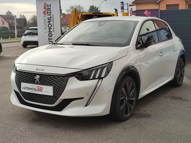 Peugeot 208 1.2 puretech 100ch gt pack eat8 1�re mai Blanc de 2022