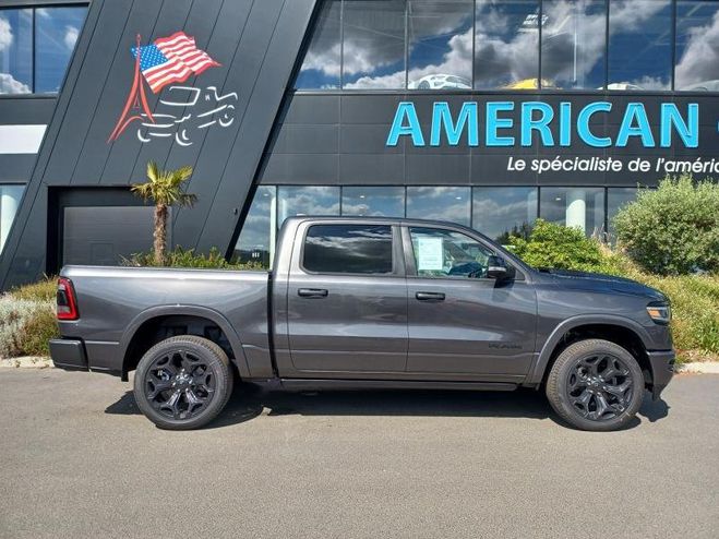 Dodge Ram 1500 CREW LIMITED NIGHT EDITION GRIS de 2022