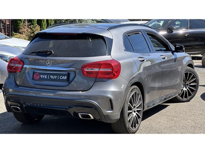 Mercedes Classe GLA CLASSE 200d - BV 8G-DCT - AMG Line GRIS FONCE de 2016