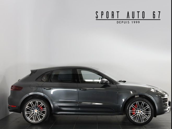 Porsche Macan GTS 6 cylindres 3.0L bi turbo Vulkangrau de 2016