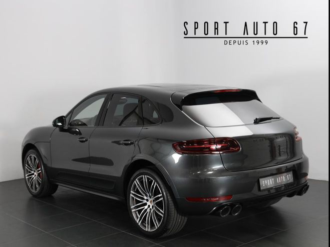 Porsche Macan GTS 6 cylindres 3.0L bi turbo Vulkangrau de 2016