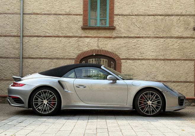 Porsche 911 CABRIOLET Type 991 TURBO Phase 2 3.8 540 Gris de 2017