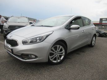  Voir d&eacute;tails -Kia Ceed d 1.6 CRDi 110 ch Style Pack EcoDynamics &agrave; Aubi�re (63)
