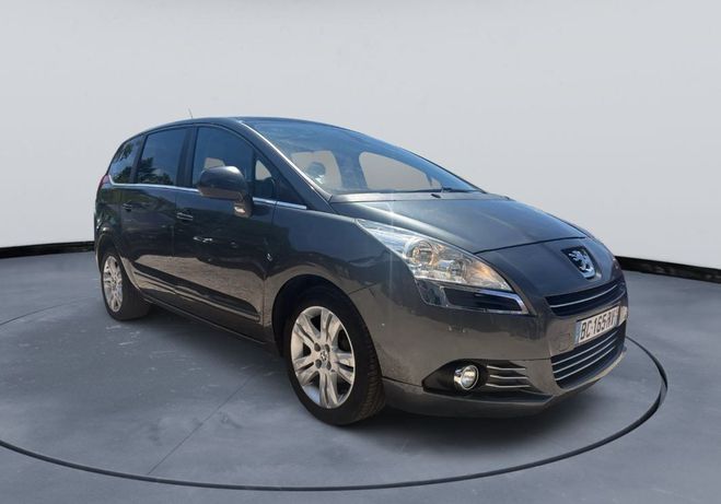 Peugeot 5008 1.6 HDI FAP PREMIUM Gris de 2010