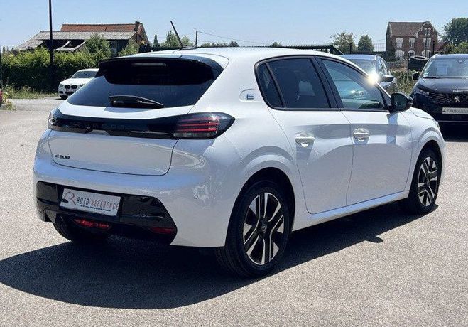 Peugeot 208 E-208 136CH 50 KWH STYLE Blanc de 2024